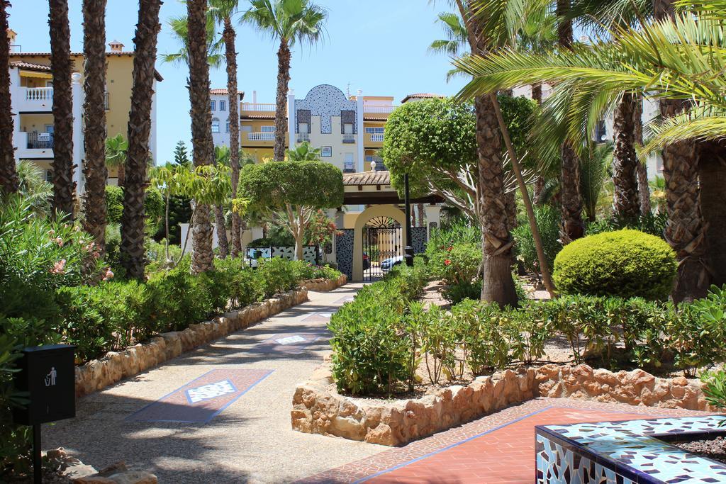 Aldea Del Mar Appartement Torrevieja Buitenkant foto